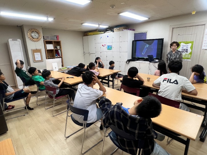 마약류 오남용교육 및 흡연 교육 진행 사진(6).jpg