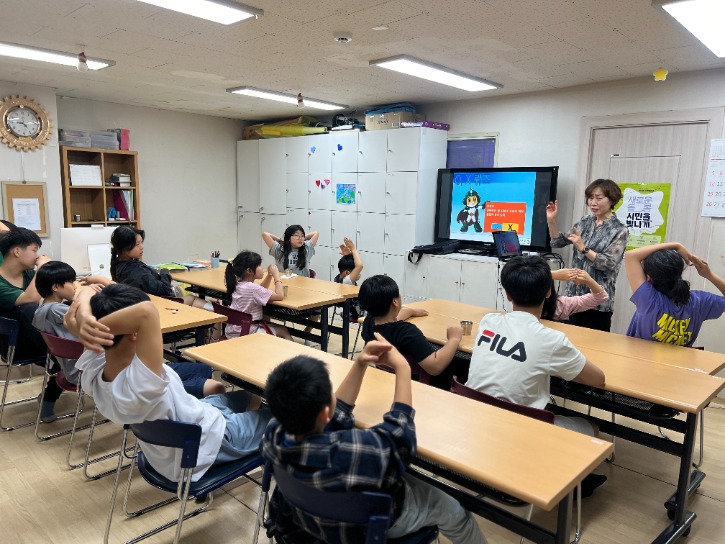 마약류 오남용교육 및 흡연 교육 진행 사진(9).jpg