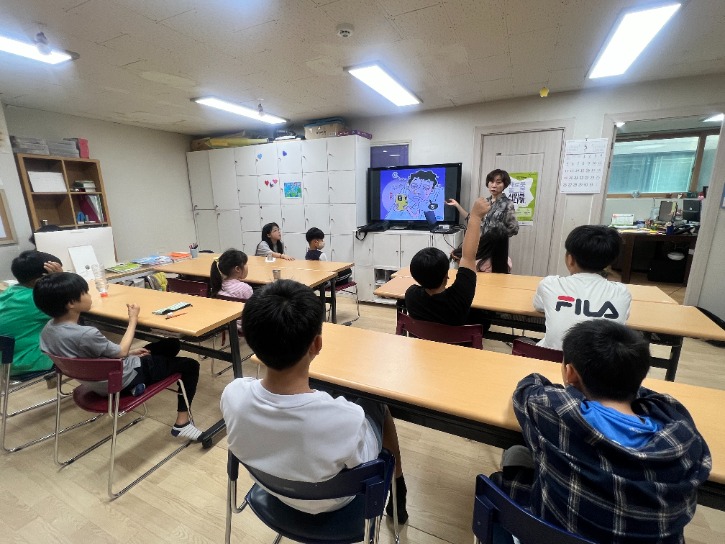 마약류 오남용교육 및 흡연 교육 진행 사진(3).jpg